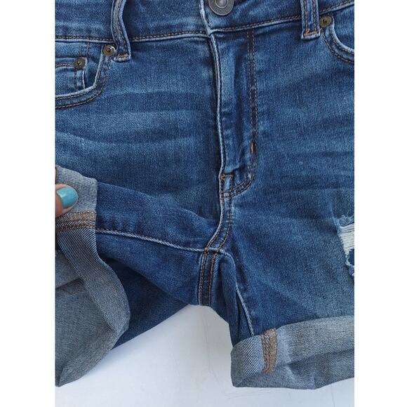 American Eagle Women's Midi Distressed Denim Shorts Blue Size 8 Rolled Hem - Picture 7 of 8